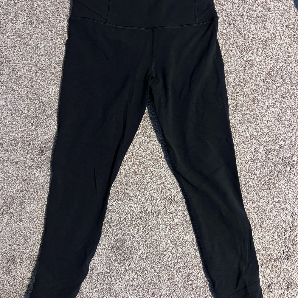 Athleta Black Elation Pirouette 7/8 leggings